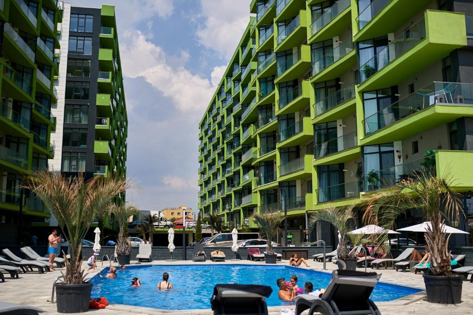 Evelyn'S Apartment Spa&Pool Beach Resort Mamaia Exterior foto